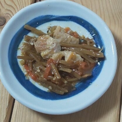 林檎の木さん☺️お弁当に、鶏もも肉、ごぼう、にんじんできんぴら作りました☘️おいしそうで、いただくの楽しみです♥️
今日も暑くなりそうですが、素敵な1日を♡